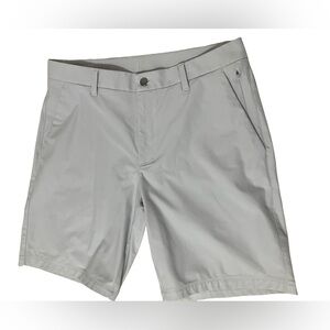 CRZ YOGA Men's Light Gray Flat Front Shorts